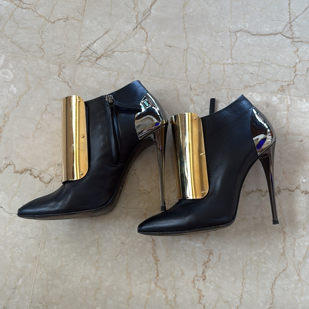 Giuseppe Zannoti Black and Gold Women's Shoes